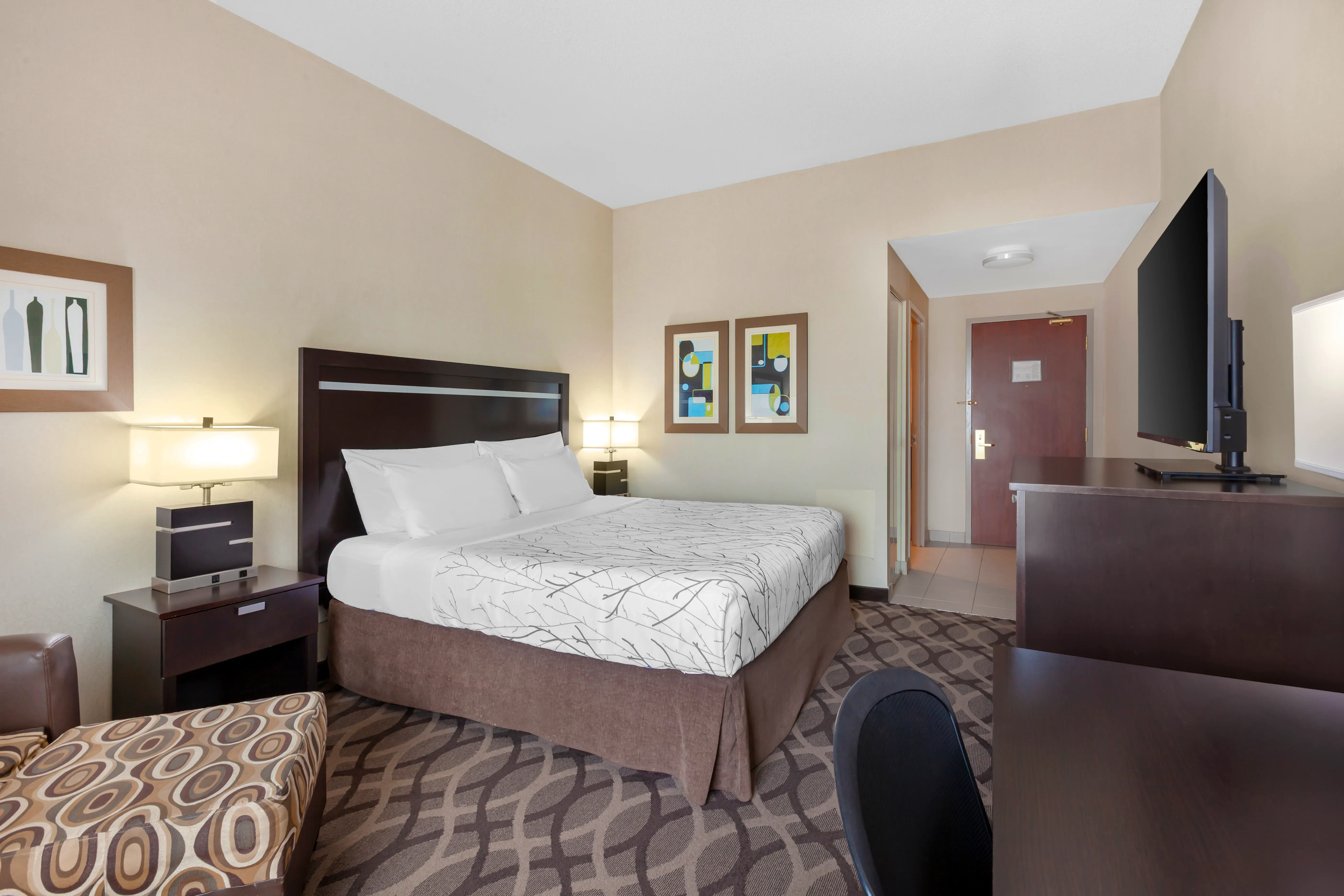 1 King Bed 2