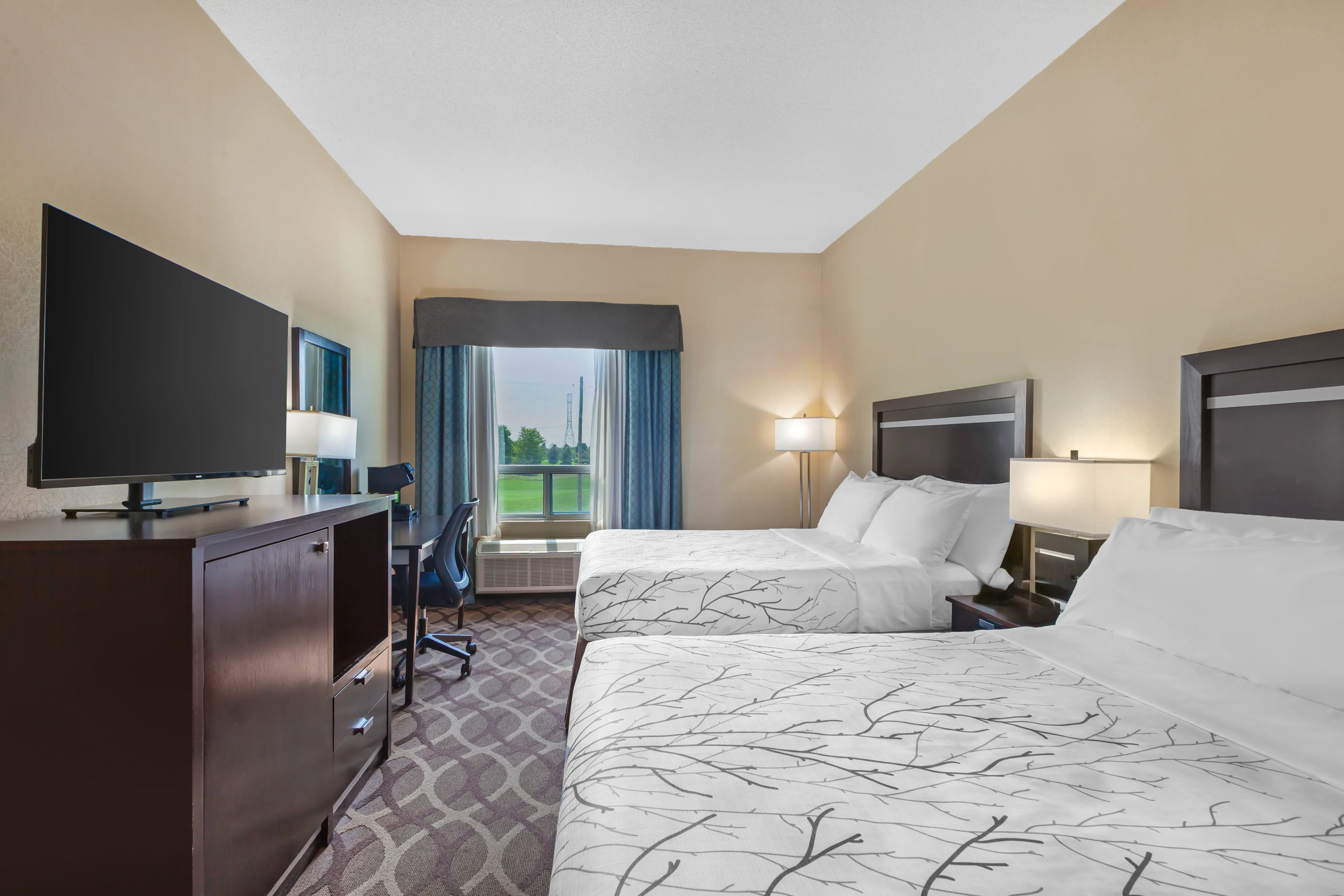 2 Queen Beds 2