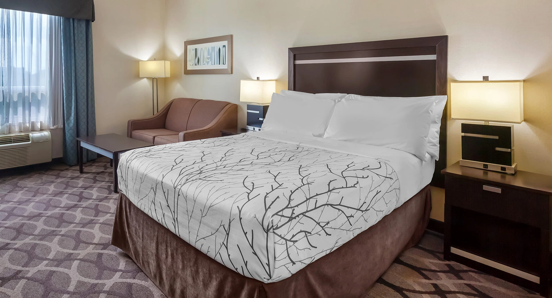 1 Queen Bed 1